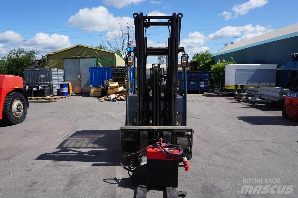 Toyota 8FBMT35 El gaffeltrucks