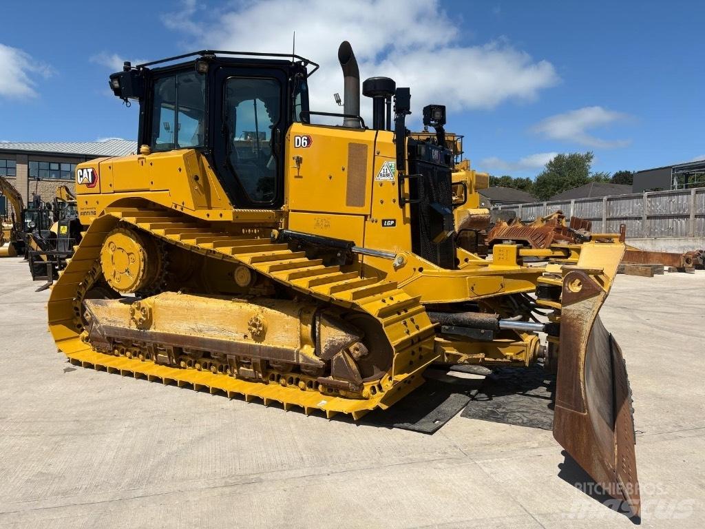 CAT D 6 LGP Bulldozer på larvebånd