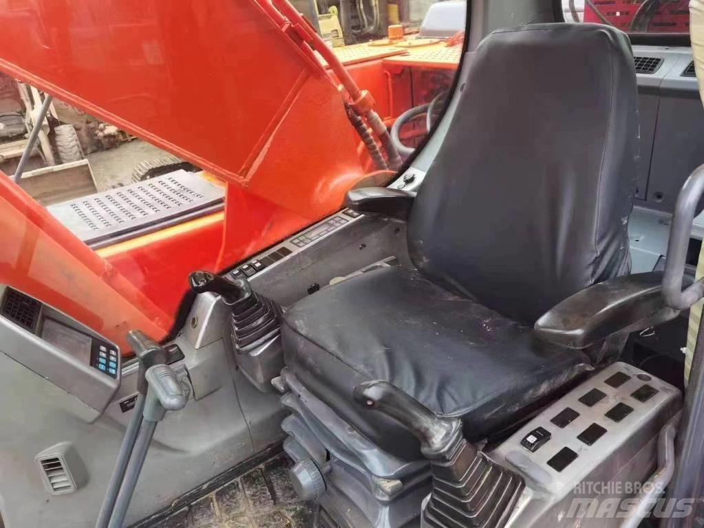 Doosan DX225LC Gravemaskiner på larvebånd