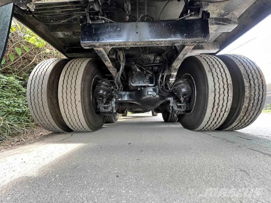 Mack MR613 Renovationslastbiler