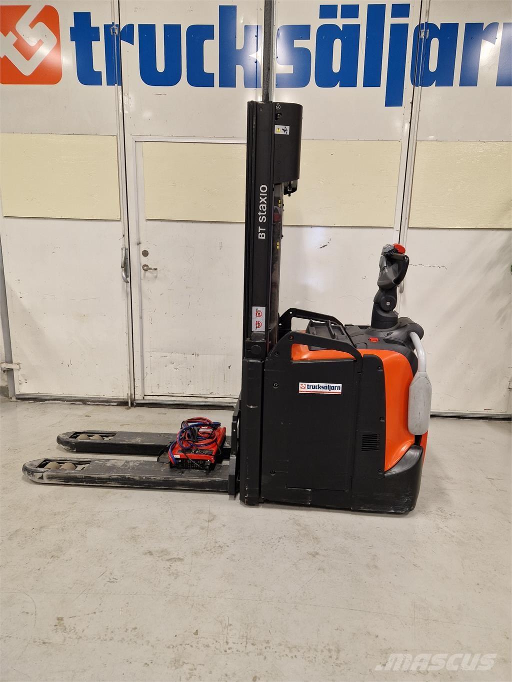 Toyota SPE120L Selvkørende stablere