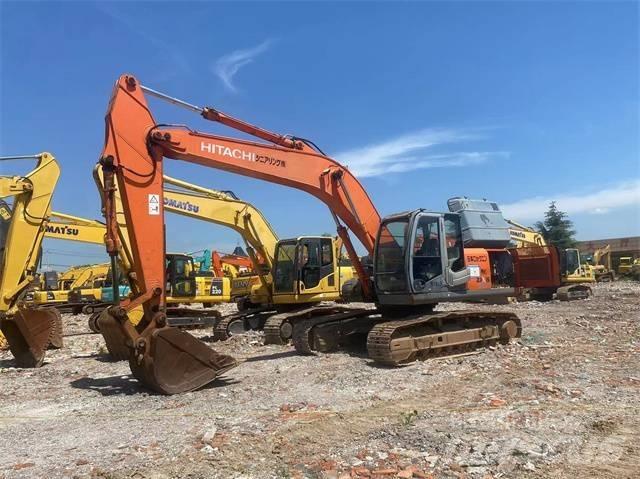 Hitachi ZX240-3 Gravemaskiner på larvebånd
