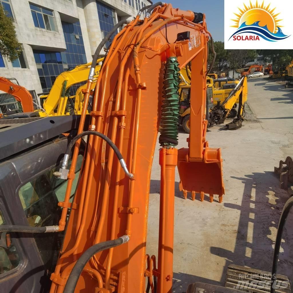 Hitachi ZX 200 Gravemaskiner på larvebånd