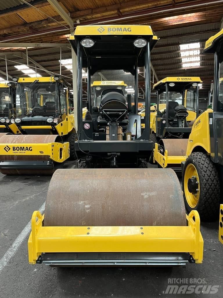 Bomag BW 124 DH-5 Enkelt tromle