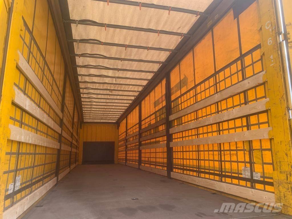 Krone SDP 27 Semi-trailer med Gardinsider