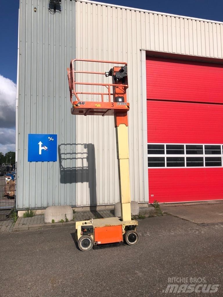 JLG 1230 ES Søjlelifte