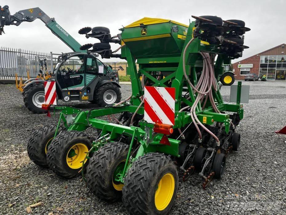 John Deere 750 A Såmaskine