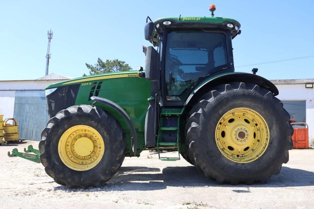 John Deere 7215 R Traktorer