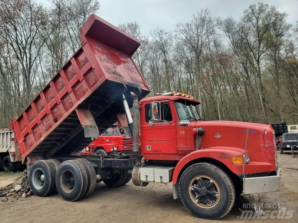 Diamond REO C120 Lastbiler med tip