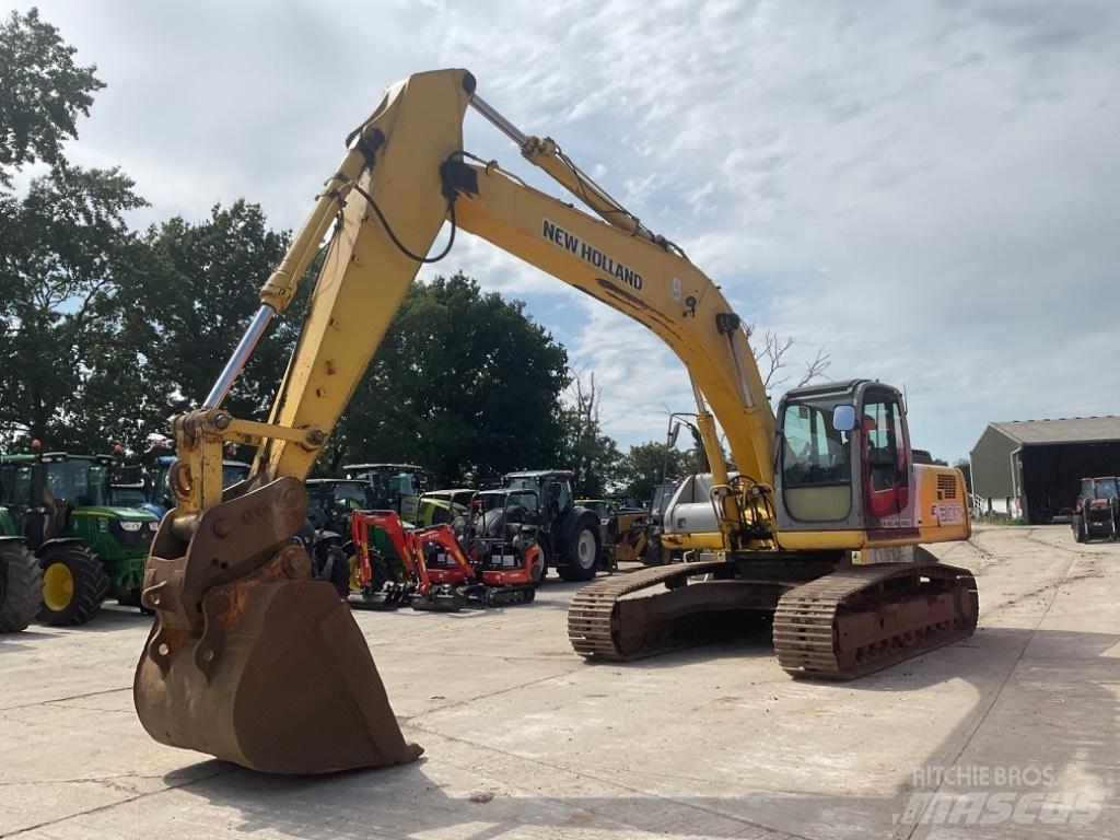 New Holland E 305 Gravemaskiner på larvebånd
