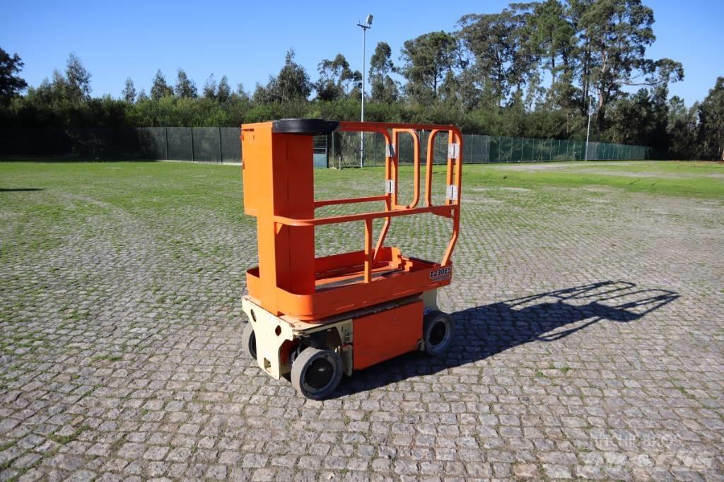 JLG 1230ES Søjlelifte