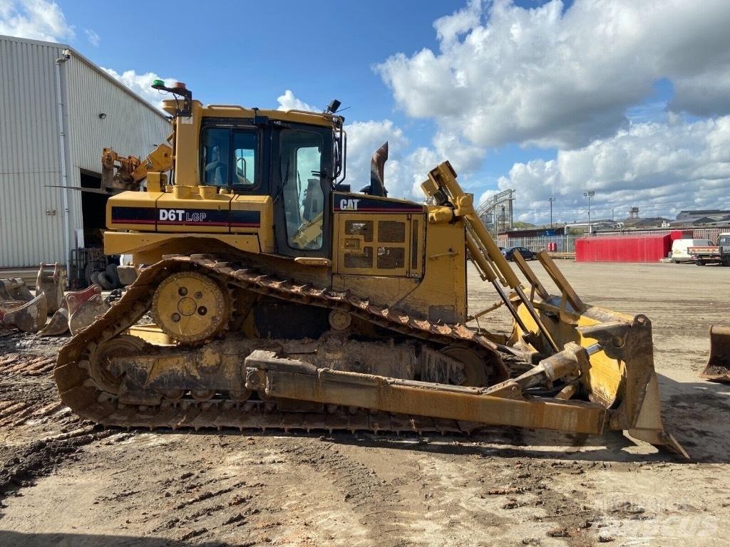 CAT D 6 T LGP Bulldozer på larvebånd