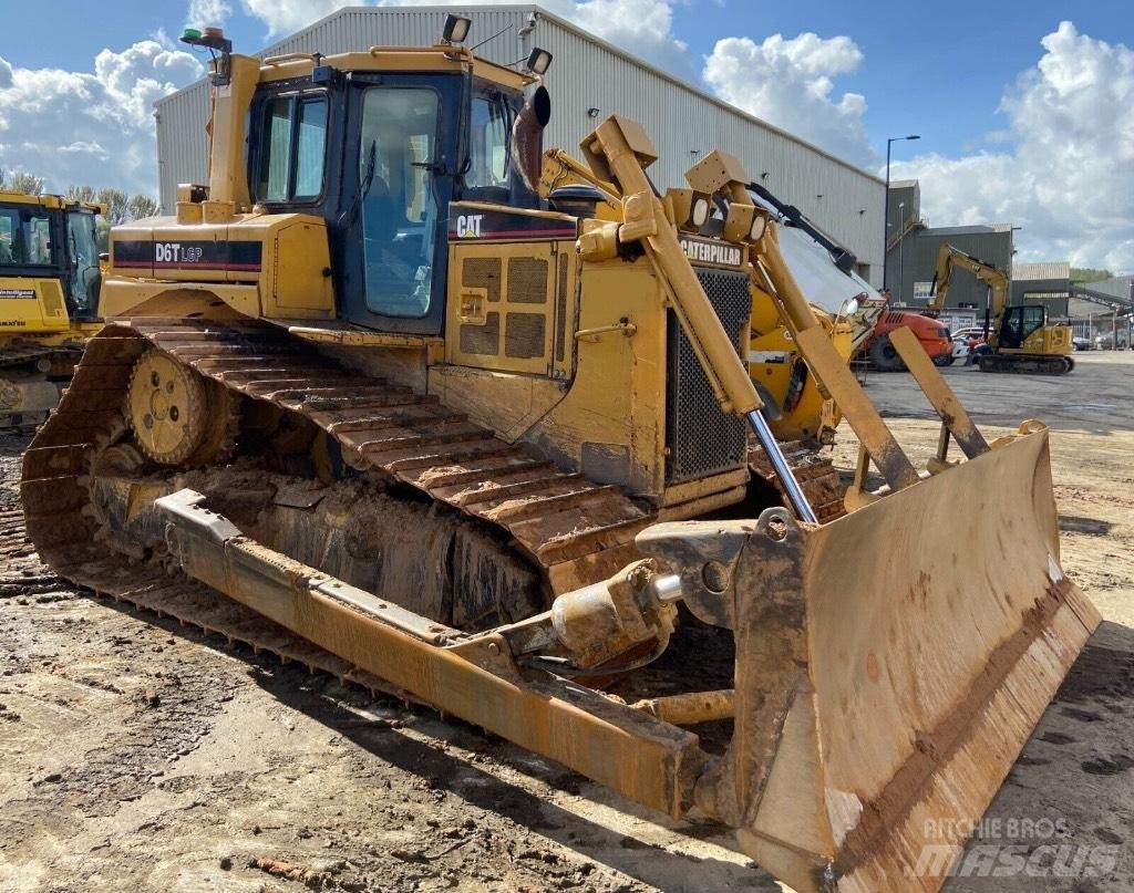 CAT D 6 T LGP Bulldozer på larvebånd