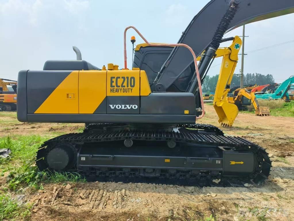 Volvo EC 210 Gravemaskiner på larvebånd