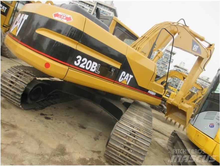 CAT 320 B L Gravemaskiner på larvebånd