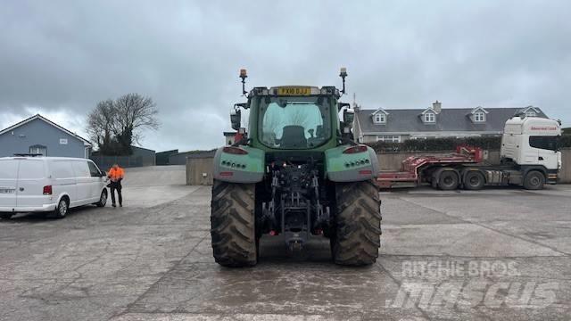 Fendt 716 Traktorer