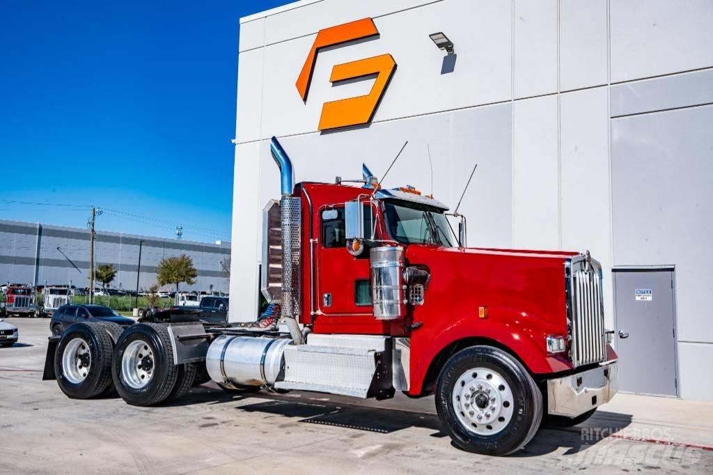 Kenworth W 900 Trækkere