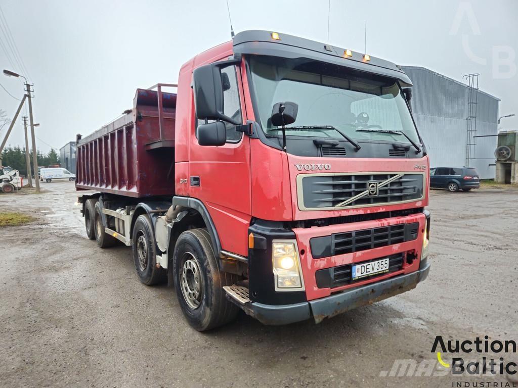 Volvo FM12 Lastbiler med tip