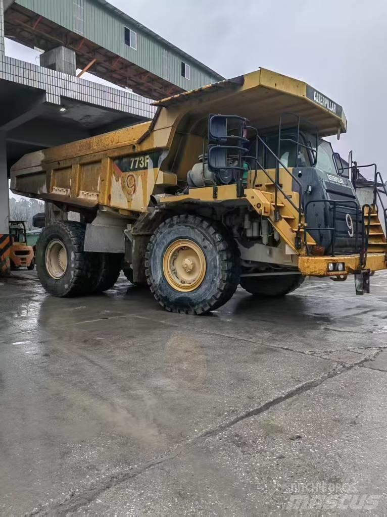 CAT 777E Terrængående lastbiler