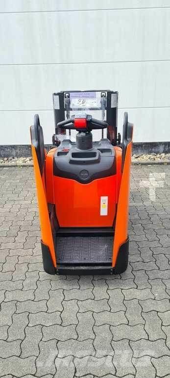 Toyota BT SPE200D Gaffelstabler med gående fører