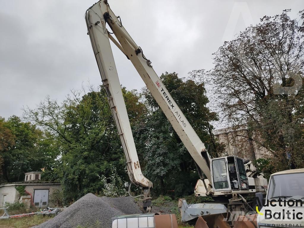 Atlas 1804 MI Gravemaskiner med lang gravebom