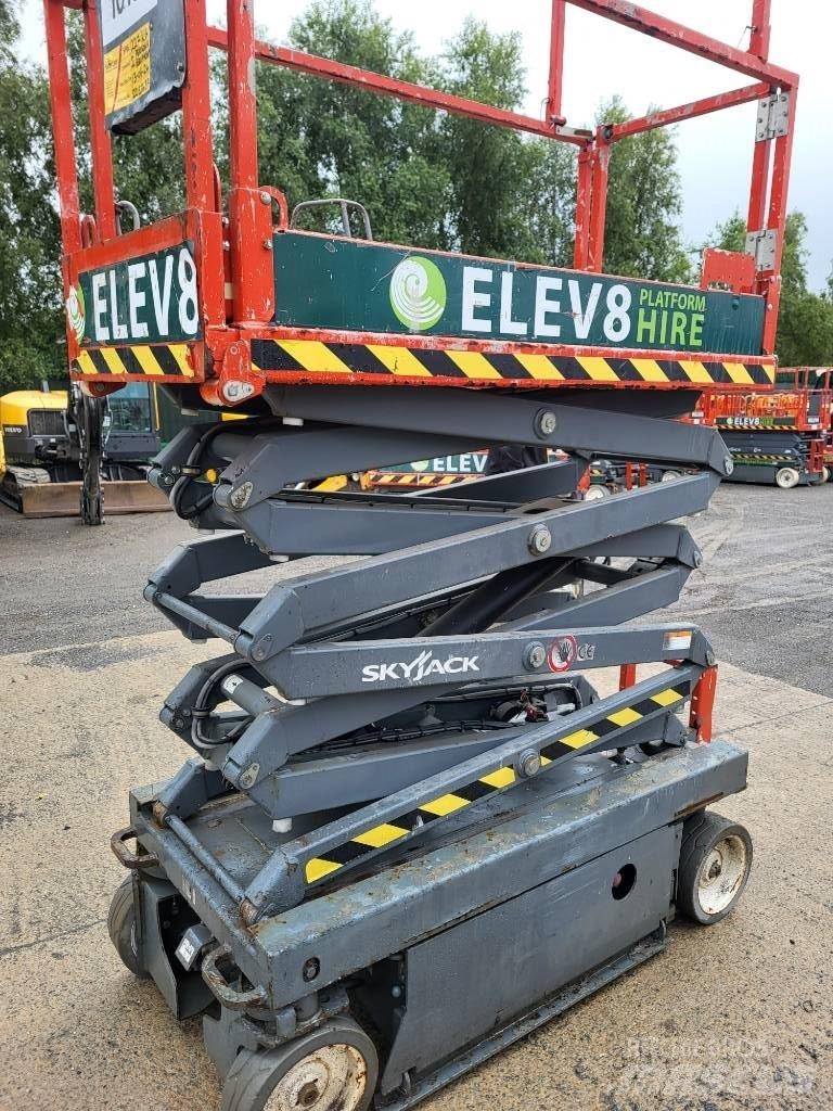 SkyJack 32/19 Saxlifte