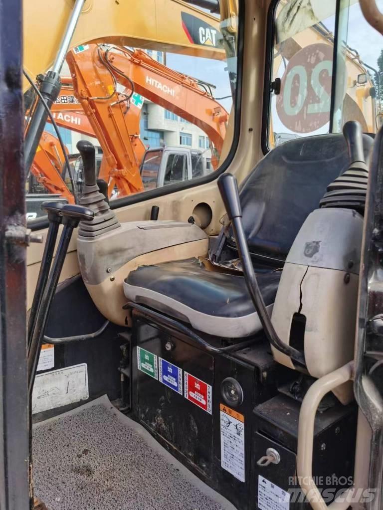 CAT 303 Minigravemaskiner