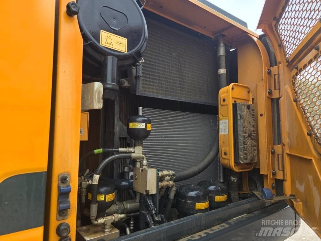 Hyundai HW 145 Gravemaskiner på hjul