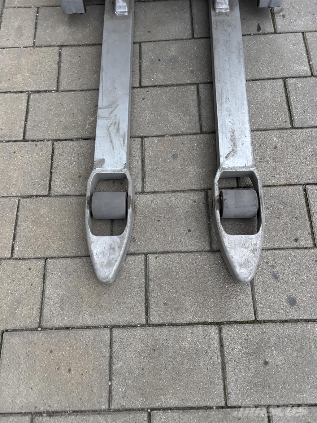 Still EXV 10 Selvkørende stablere