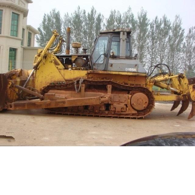 Komatsu d155a-2 Bulldozer på larvebånd