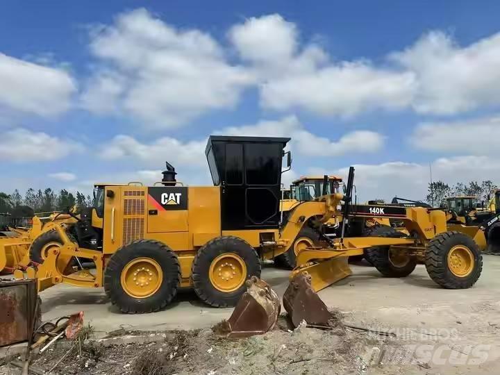 CAT 140 K Vejhøvle / Gradere