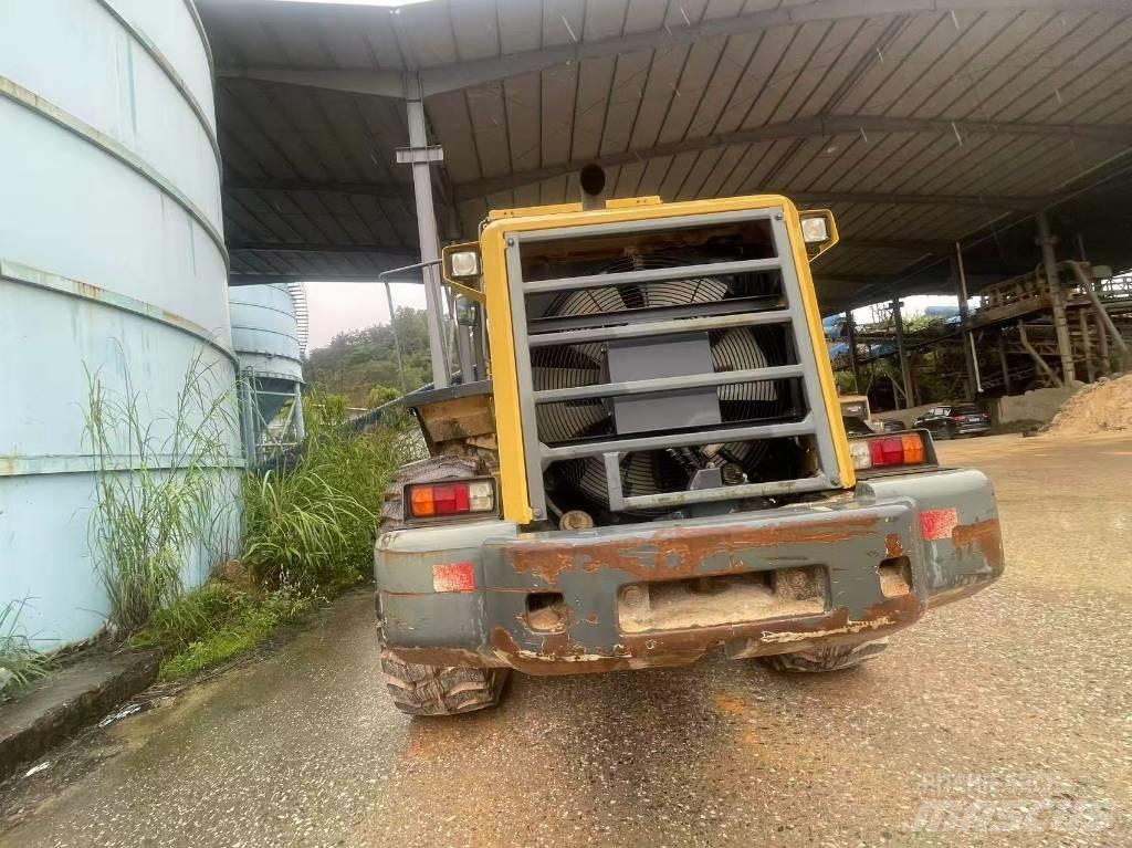Komatsu WA 380Z-6 Læssemaskiner på hjul