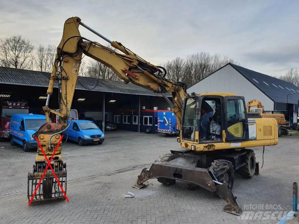 Komatsu PW180-7K Gravemaskiner på hjul