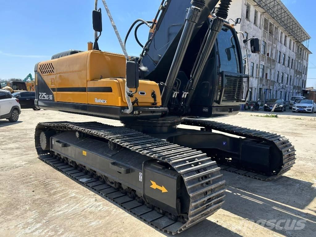 Hyundai 225lc-9s Midi-gravemaskiner 7t - 12t