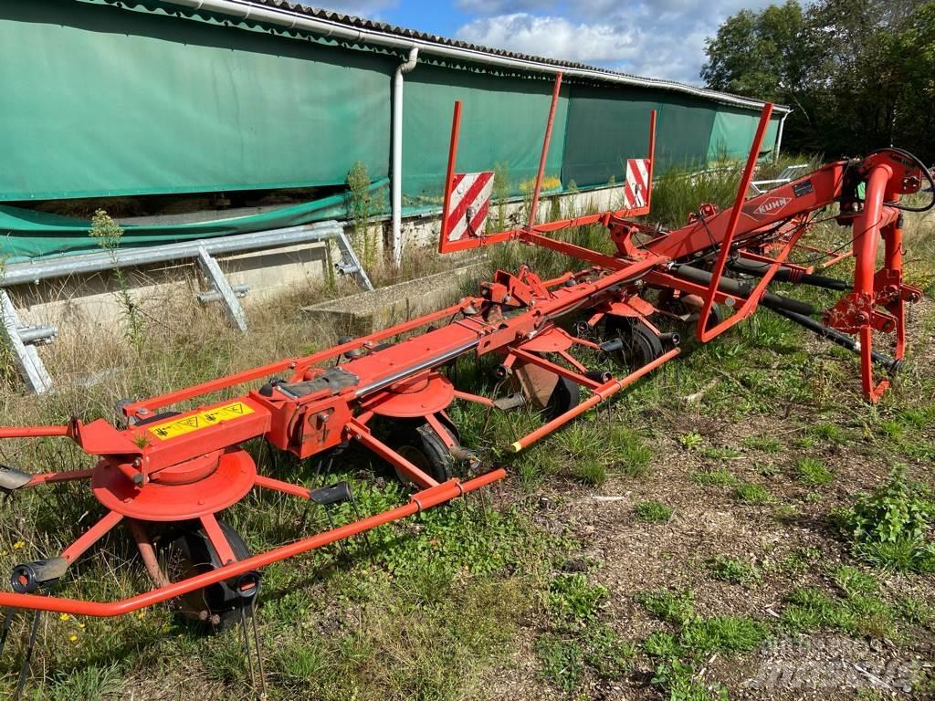 Kuhn GF8702 River og høvendere