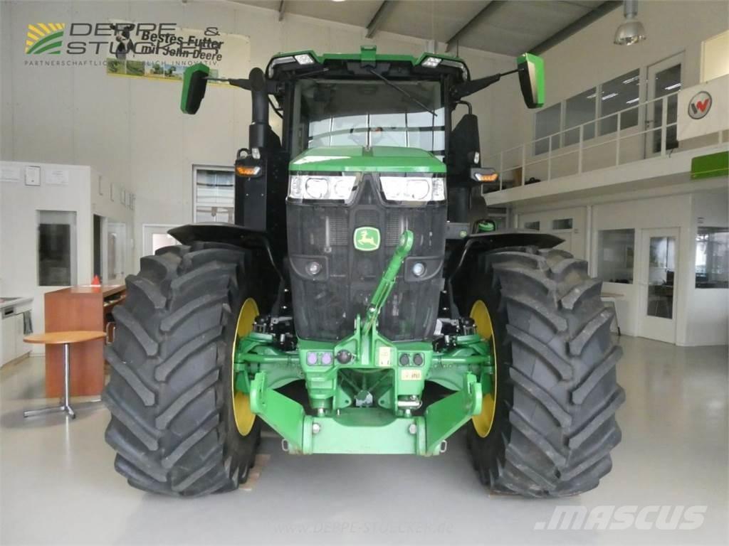 John Deere 7R 330 Traktorer