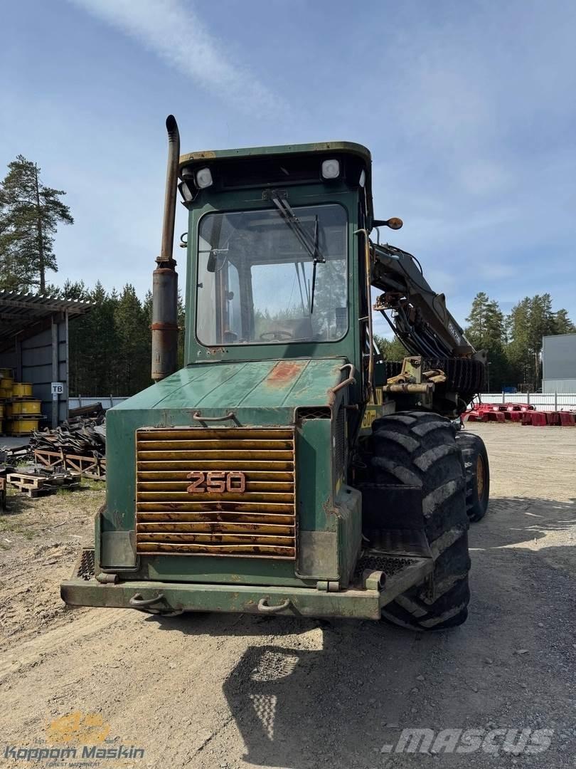 Ösa 250/706 Skovningsmaskiner