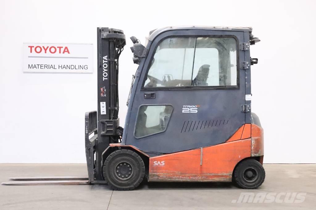 Toyota 8 FBMT 25 El gaffeltrucks