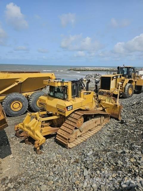 CAT D 6 T LGP Bulldozer på larvebånd