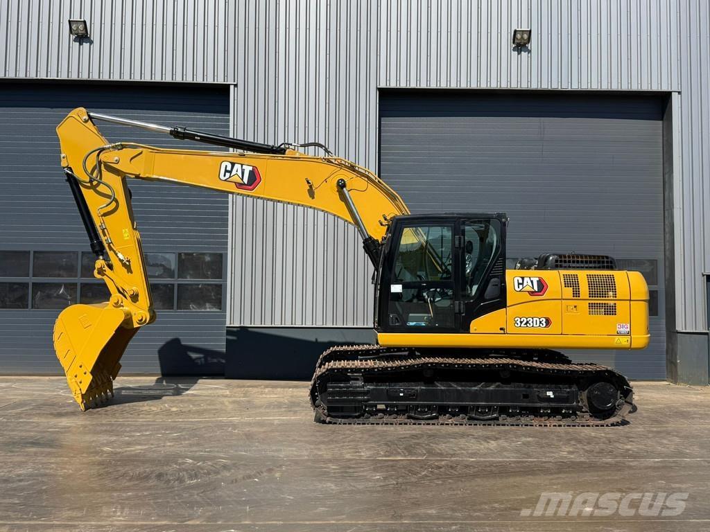 CAT 323D3 Gravemaskiner på larvebånd