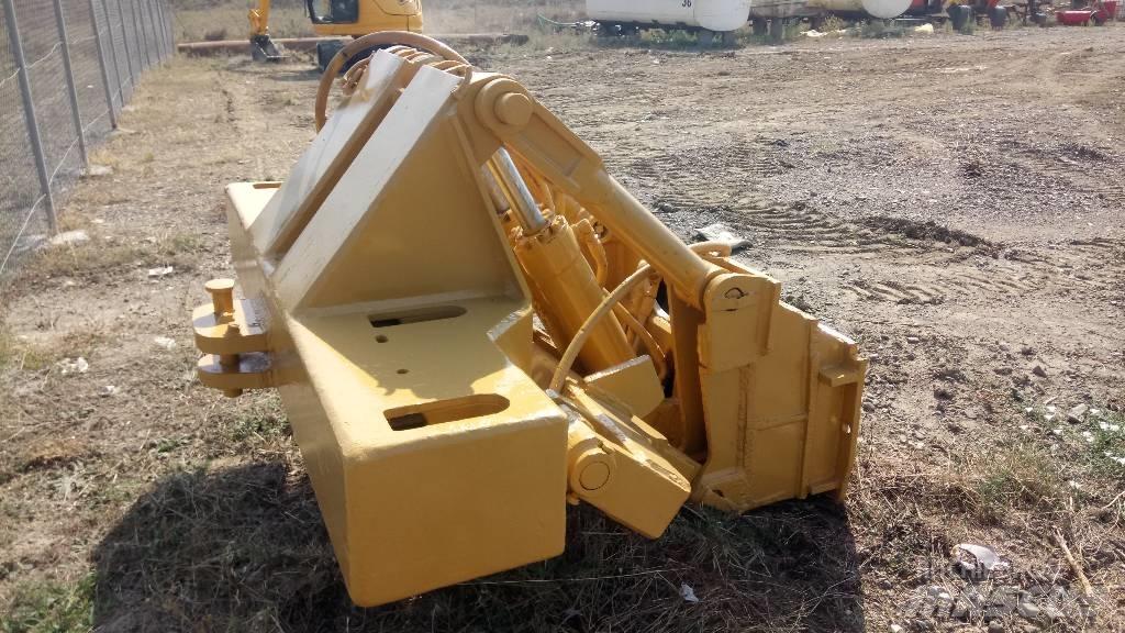 CAT D 6 Chassis og suspension