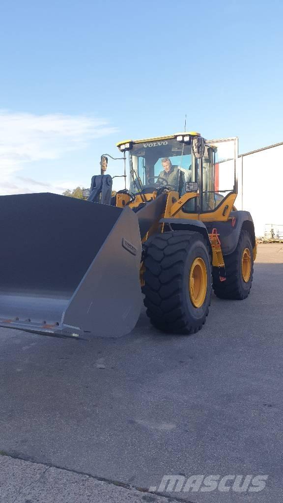 Volvo L 120 H Læssemaskiner på hjul
