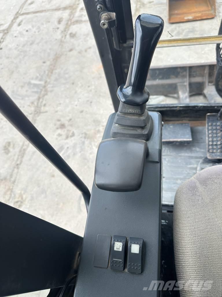 CAT 302.5 Minigravemaskiner