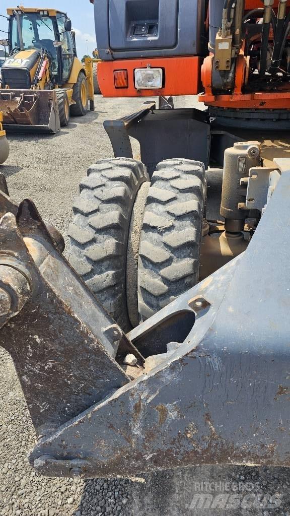 Fiat-Kobelco E215W Gravemaskiner på hjul