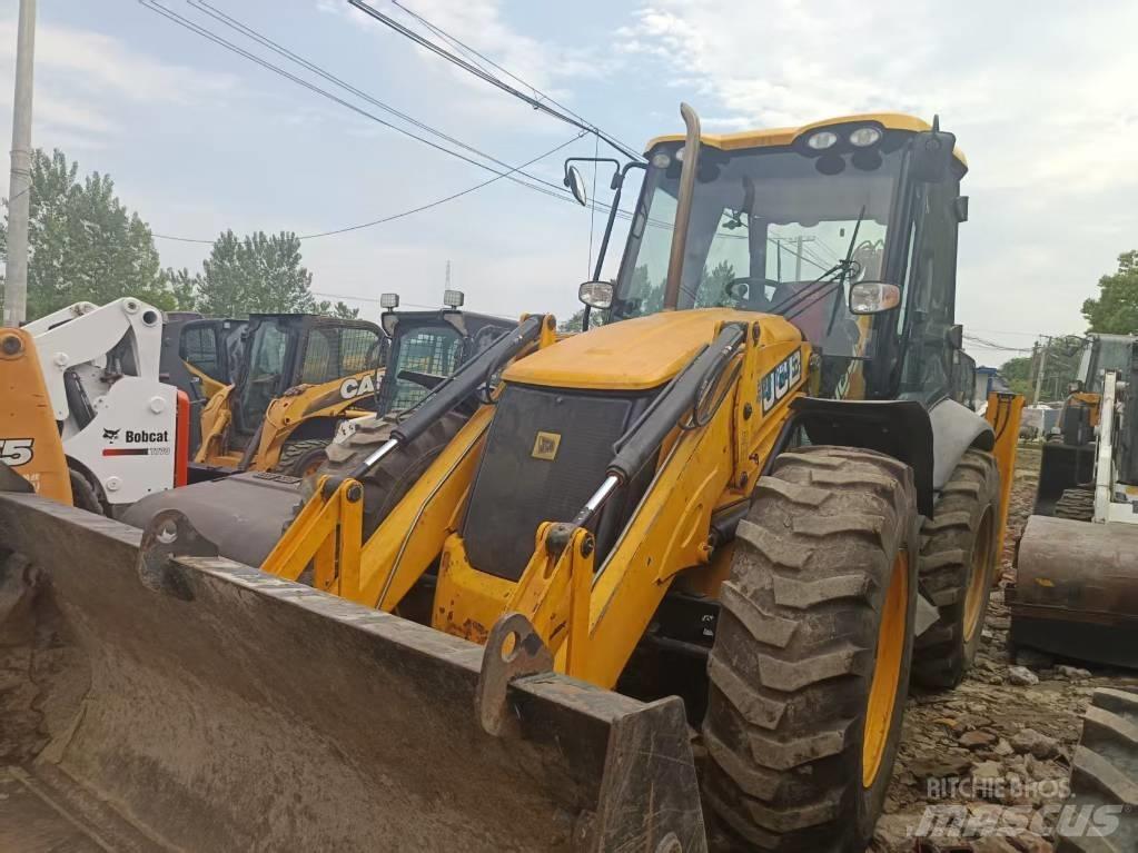 JCB 4CX Rendegravere