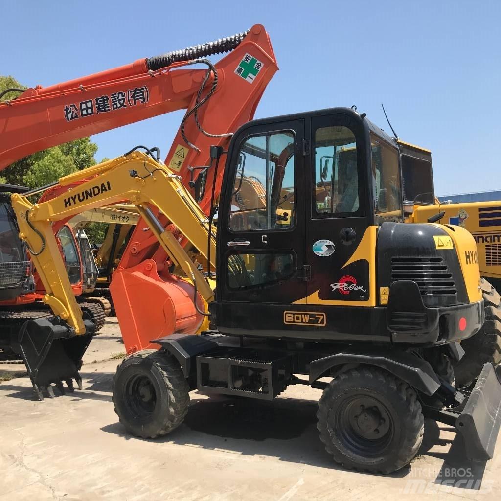 Hyundai 60 W Midi-gravemaskiner 7t - 12t