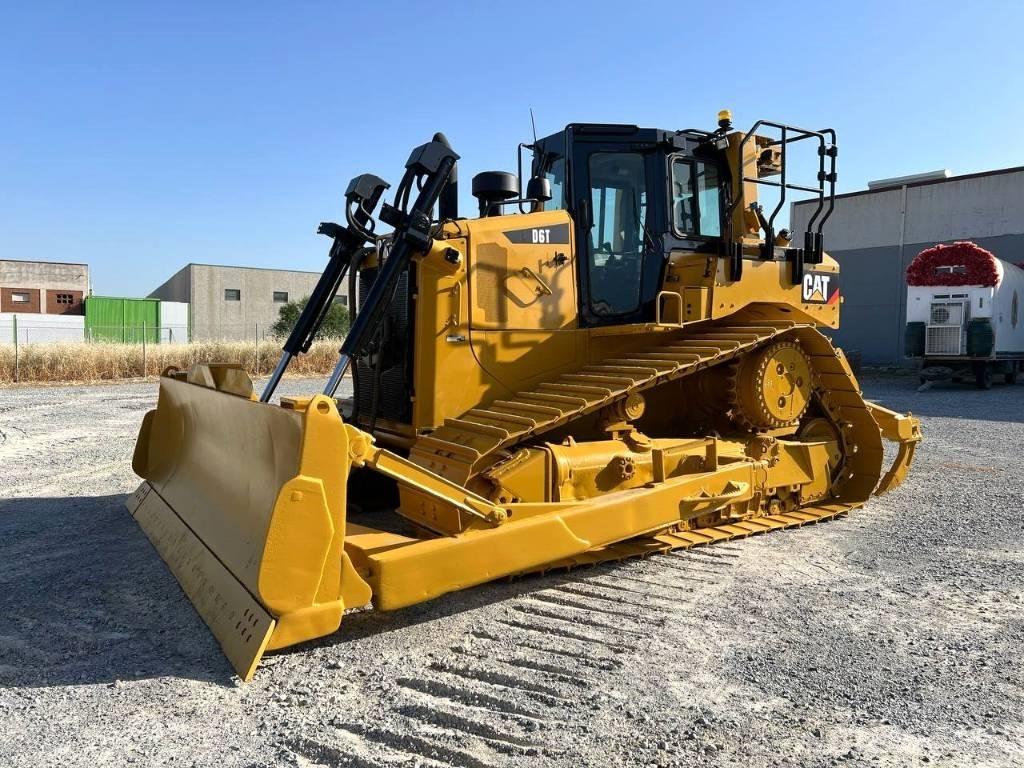 CAT D 6 T Bulldozer på larvebånd