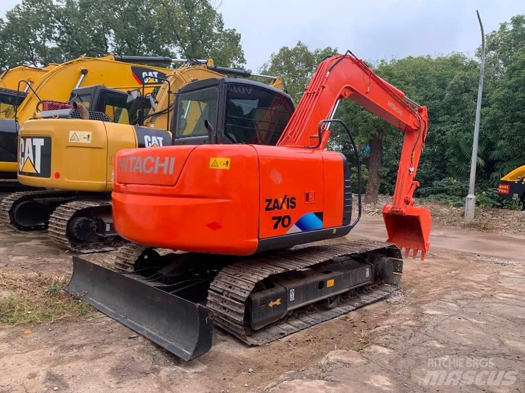 Hitachi Zaxis 70 Gravemaskiner på larvebånd