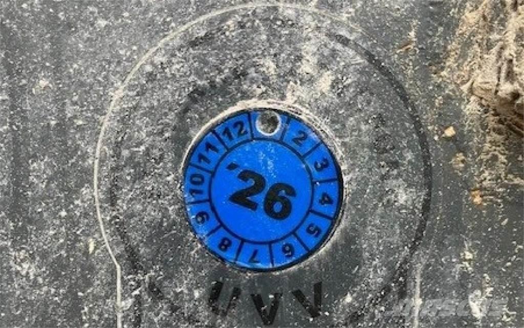 Komatsu WA 380--8E0 Læssemaskiner på hjul