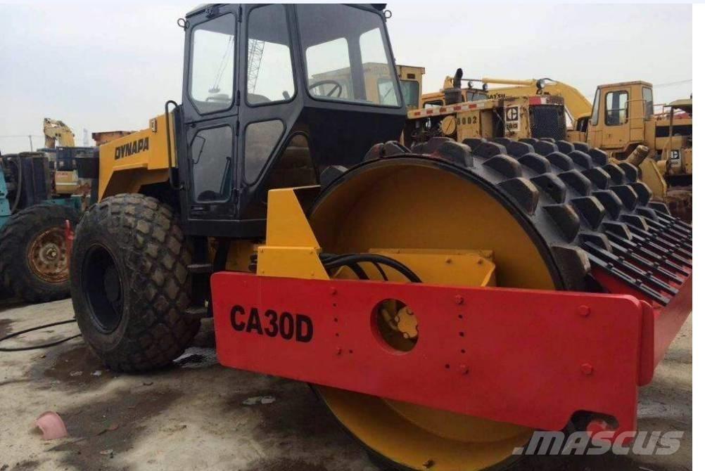 Dynapac CA 30 D Enkelt tromle
